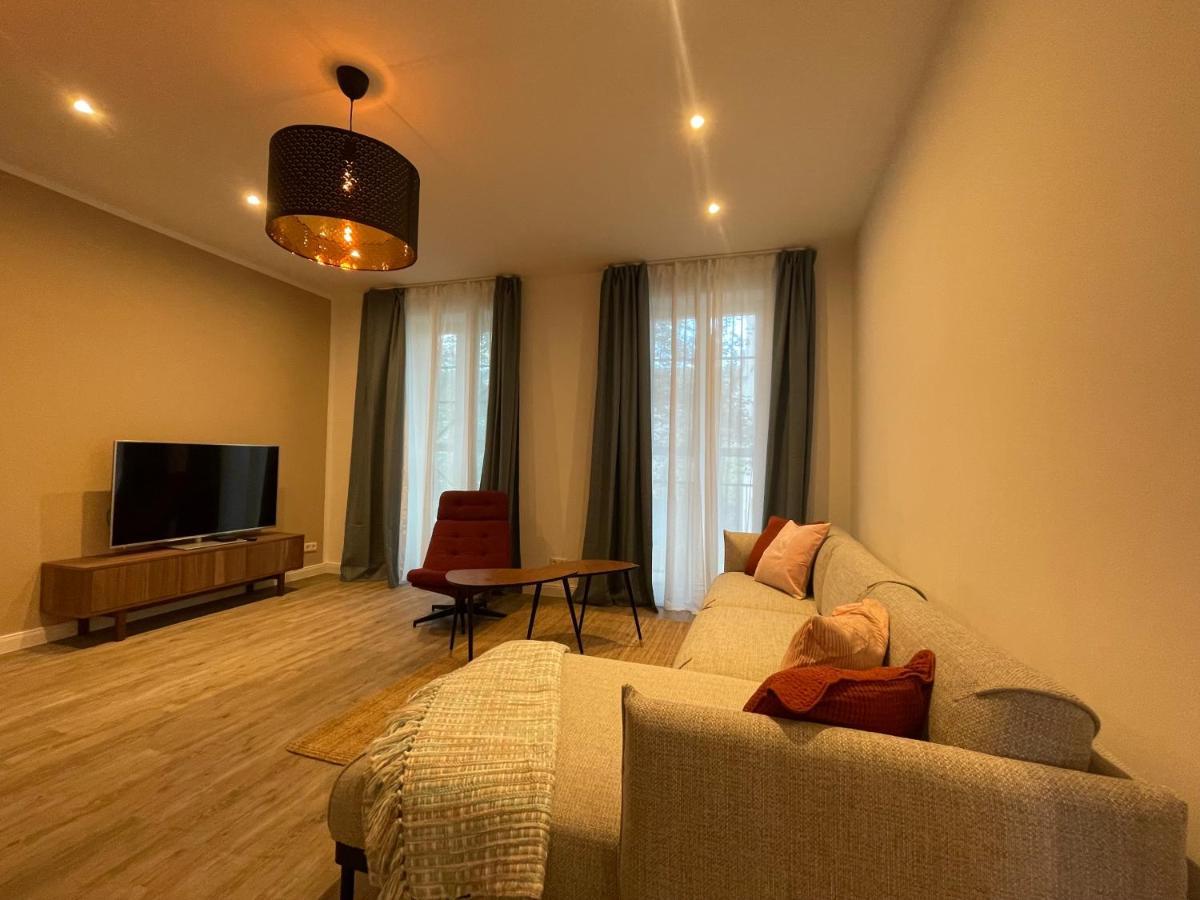 Boutique Hotel Pension Luisengruen Kueche 1Gbs Wlan Netflix Disney Magentatv 켐니츠 외부 사진